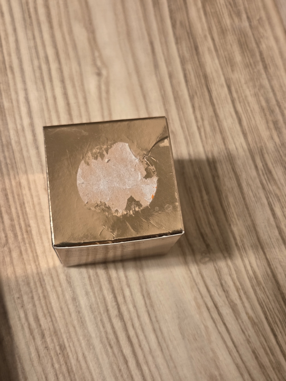 Estee Lauder Re-Nutriv Ultimate Diamond Transformative Energy Crème, 7ml, 0.24oz - Picture 7 of 10